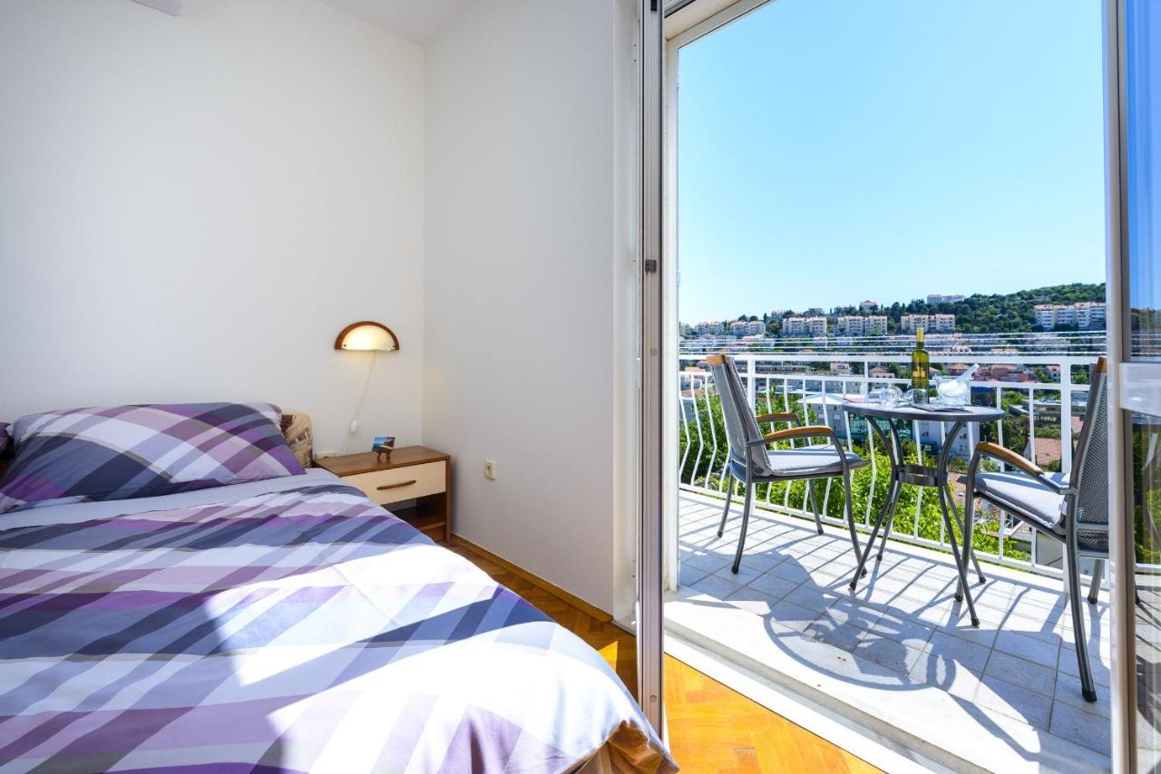 Apartment Tija Two Bedroom Apartment With Balcony And Partial Sea View Dubrovnik Kültér fotó